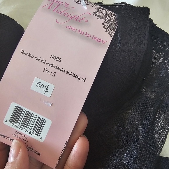 Floral Lace Chemise - Picture 2 of 5
